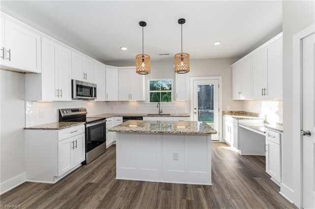 4659 Canter Park Lane, Greensboro, NC 27410