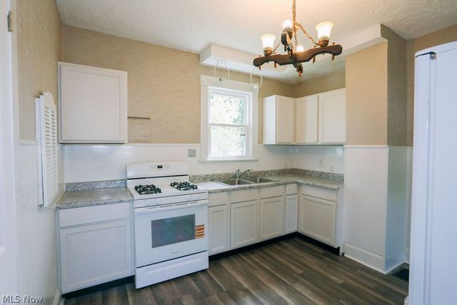 65 N Richview Avenue, Youngstown, OH 44509