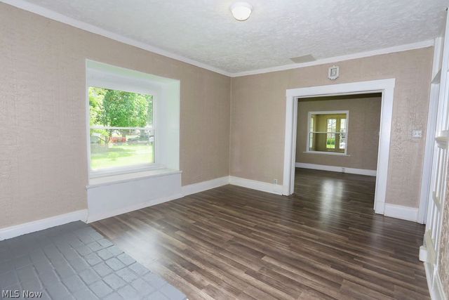65 N Richview Avenue, Youngstown, OH 44509