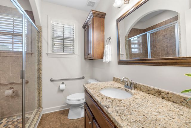 195 CHEROKEE CIR, Oakland, TN 38060