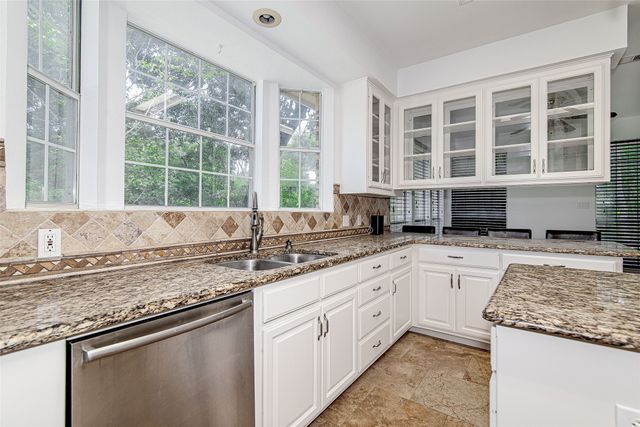 3308 Corn Valley Road, Grand Prairie, TX 75052