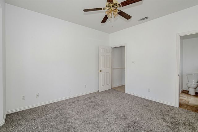 3308 Corn Valley Road, Grand Prairie, TX 75052