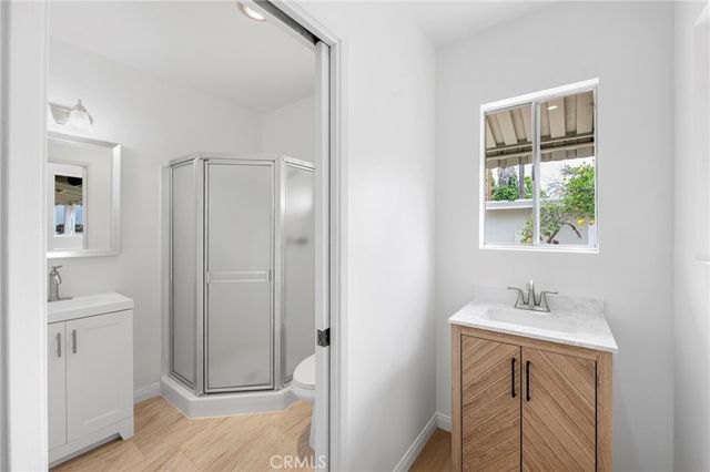 956 S Oak, Inglewood, CA 90301
