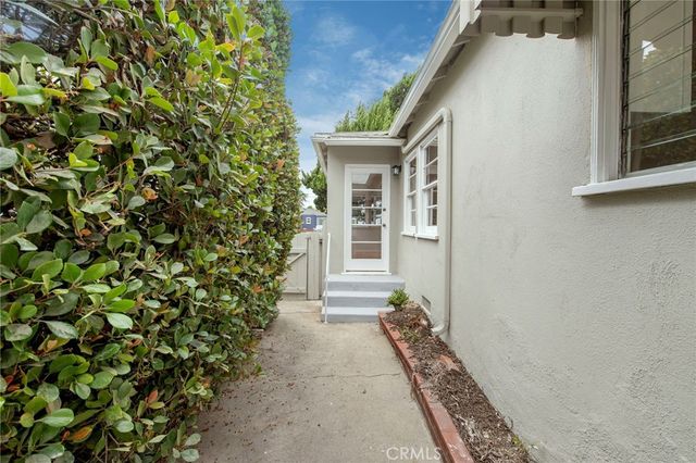956 S Oak, Inglewood, CA 90301