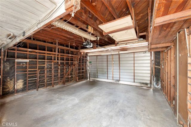 956 S Oak, Inglewood, CA 90301