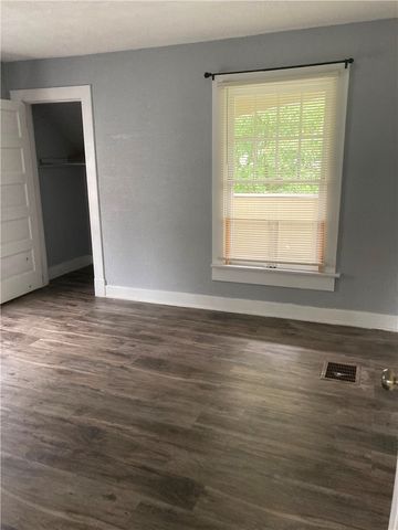 1001 E Stewart Street, Dayton, OH 45410