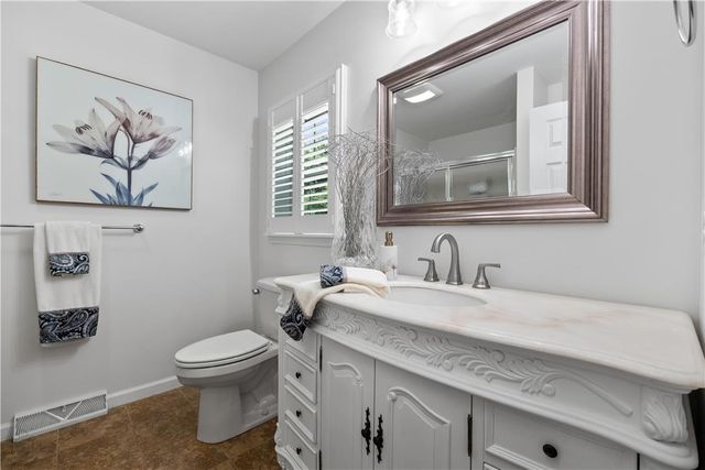 870 Biltmore Avenue, Forks Twp, PA 18040