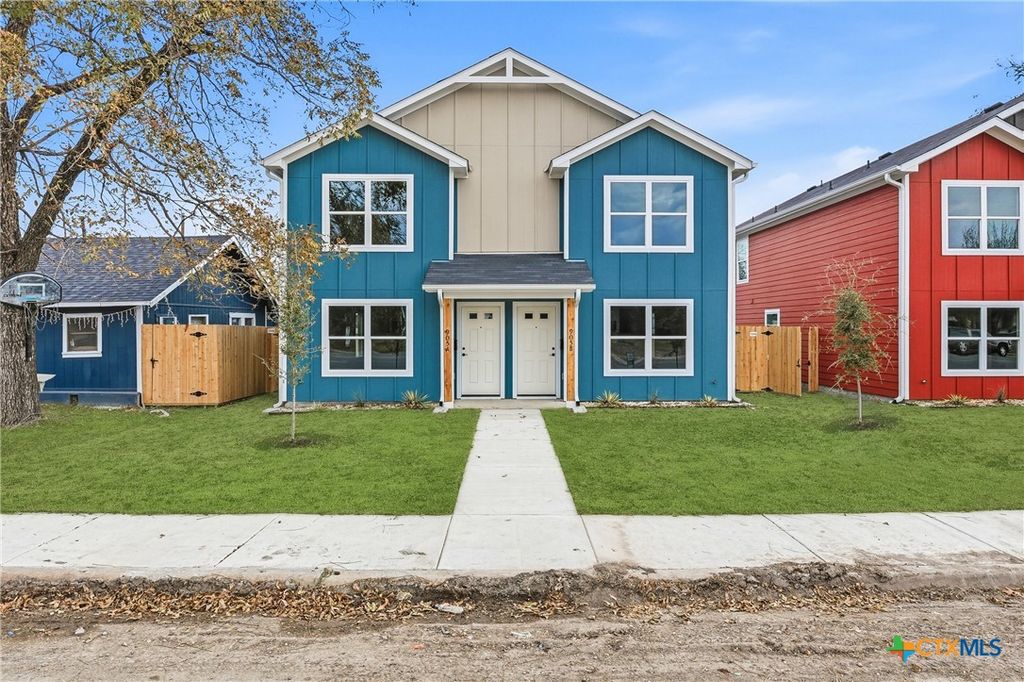 909 S Martin Luther King Jr Lane B, Temple, TX 76504