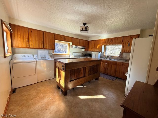 31785 PIEDMONT-FREEPORT Road, Freeport, OH 43973