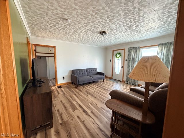 31785 PIEDMONT-FREEPORT Road, Freeport, OH 43973