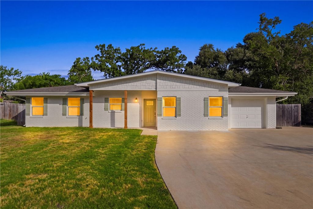 304 Dunn Street, Bryan, TX 77801 — exterior
