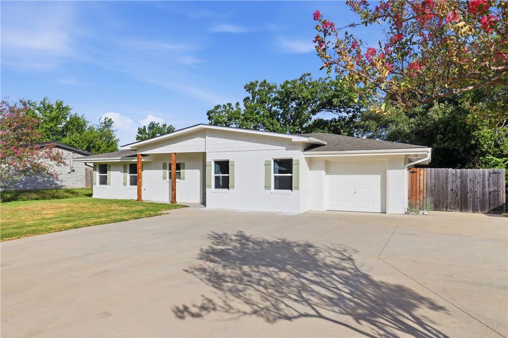 304 Dunn Street, Bryan, TX 77801 — photo 2