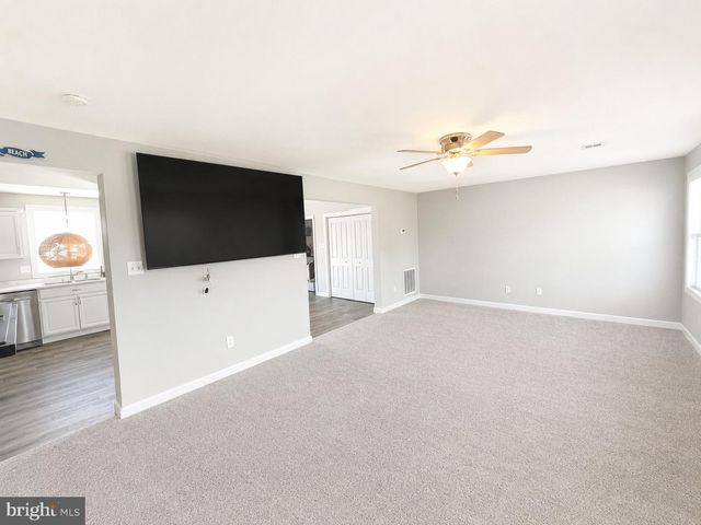 6004 ORRSTOWN RD, Shippensburg, PA 17257