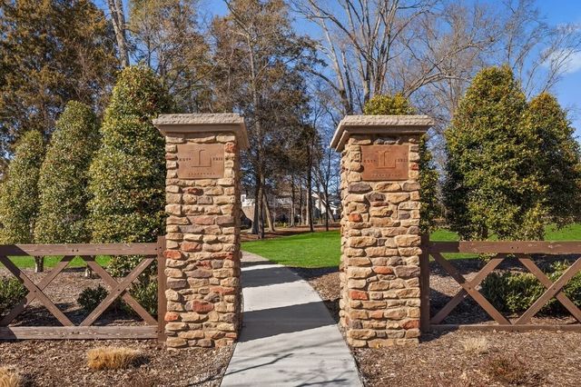 312 Rafferty Ct, Franklin, TN 37064