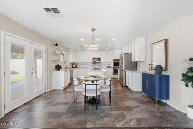4122 E PALM BEACH Drive, Chandler, AZ 85249