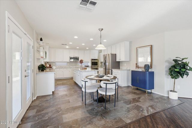 4122 E PALM BEACH Drive, Chandler, AZ 85249