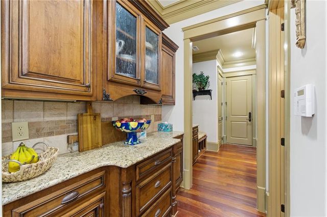 6427 Point Twenty Two, Gainesville, GA 30506