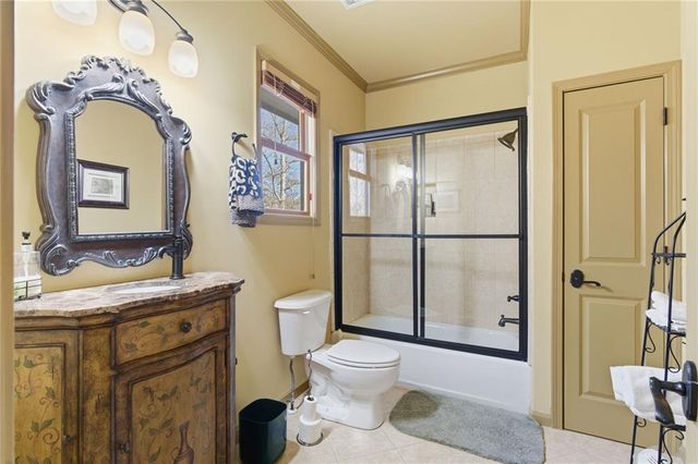 6427 Point Twenty Two, Gainesville, GA 30506