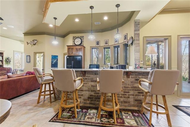 6427 Point Twenty Two, Gainesville, GA 30506