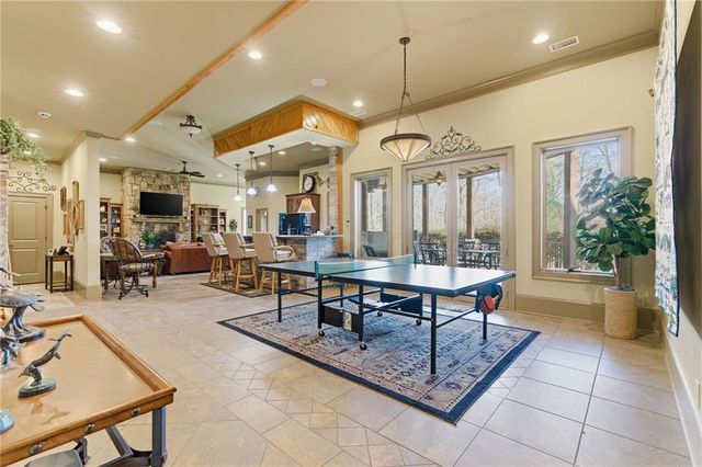 6427 Point Twenty Two, Gainesville, GA 30506