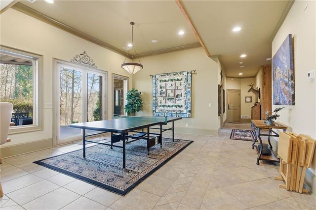 6427 Point Twenty Two, Gainesville, GA 30506