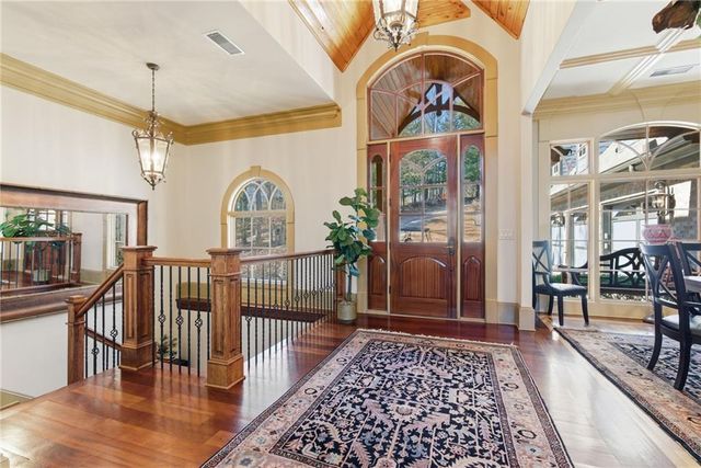 6427 Point Twenty Two, Gainesville, GA 30506