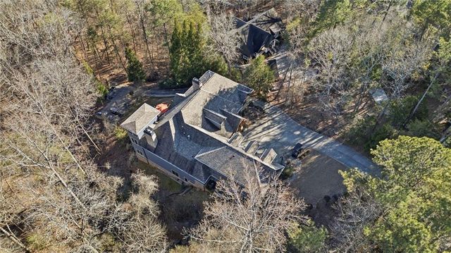 6427 Point Twenty Two, Gainesville, GA 30506