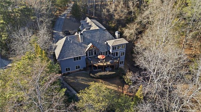 6427 Point Twenty Two, Gainesville, GA 30506