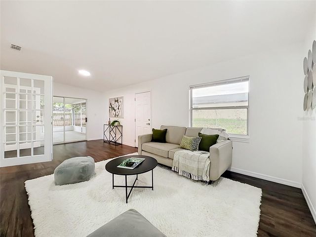 458 WEATHERSFIELD AVENUE, Altamonte Springs, FL 32714