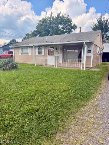 1884 Victoria Street SW, Warren, OH 44485