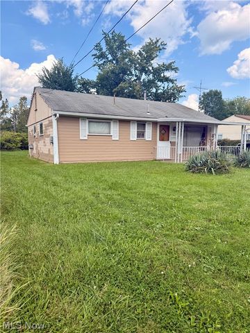 1884 Victoria Street SW, Warren, OH 44485
