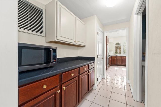 3201 NW 58TH BOULEVARD, Gainesville, FL 32606