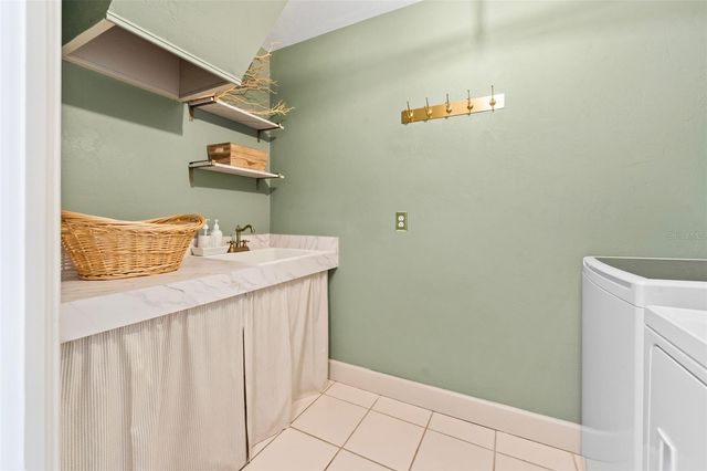 3201 NW 58TH BOULEVARD, Gainesville, FL 32606