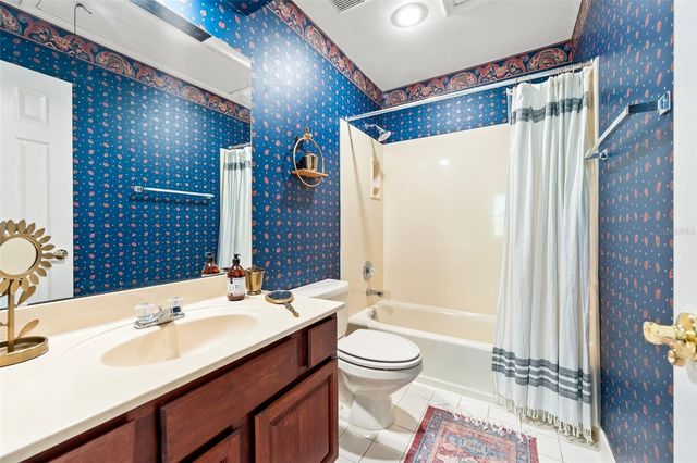 3201 NW 58TH BOULEVARD, Gainesville, FL 32606