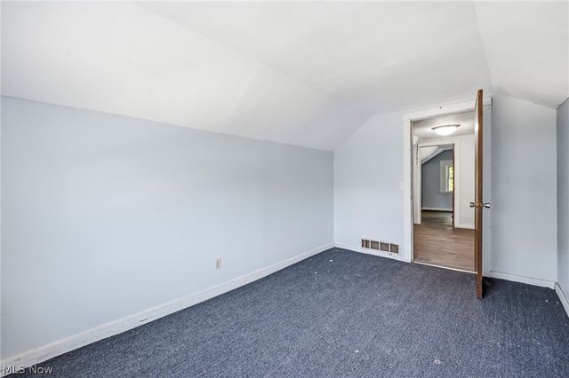 2645 Draper Street SE, Warren, OH 44484