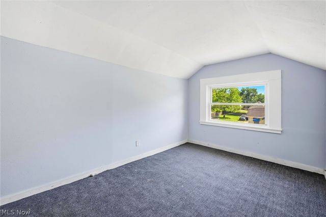 2645 Draper Street SE, Warren, OH 44484