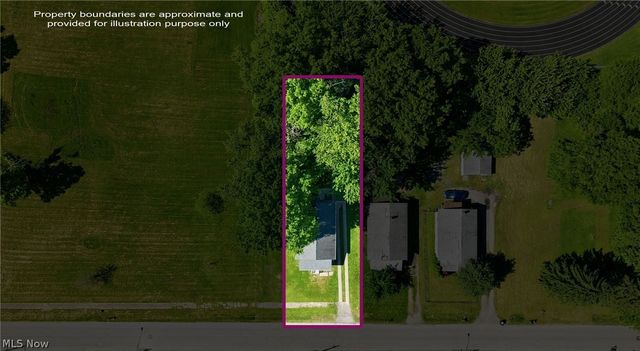 2645 Draper Street SE, Warren, OH 44484