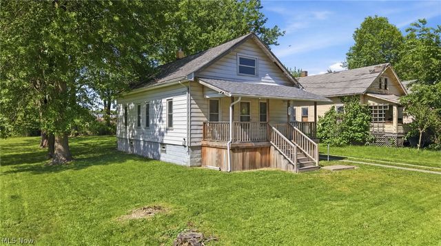 2645 Draper Street SE, Warren, OH 44484