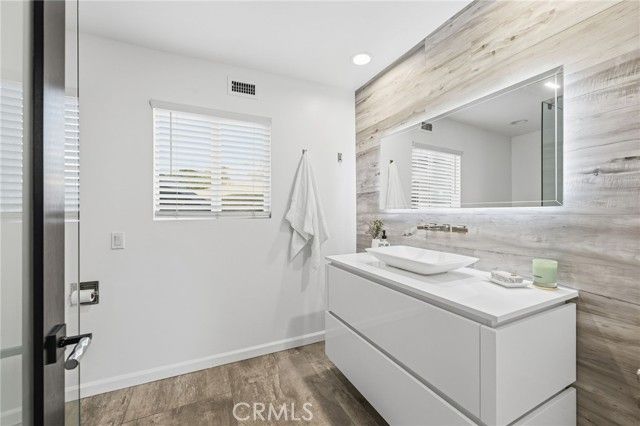 31673 Foxfield, Westlake Village, CA 91361