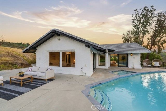 31673 Foxfield, Westlake Village, CA 91361