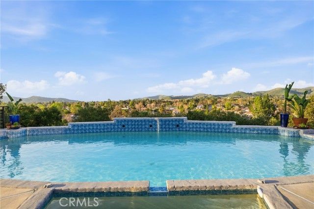 31673 Foxfield, Westlake Village, CA 91361