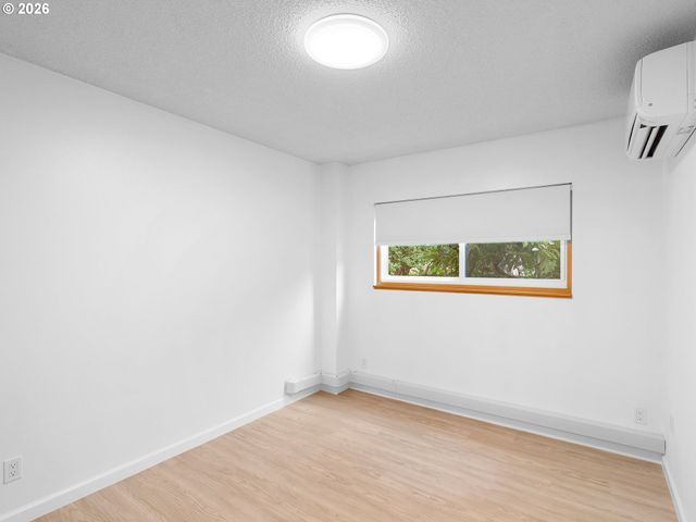 2393 Sw PARK Pl 112, Portland, OR 97205