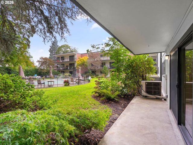 2393 Sw PARK Pl 112, Portland, OR 97205
