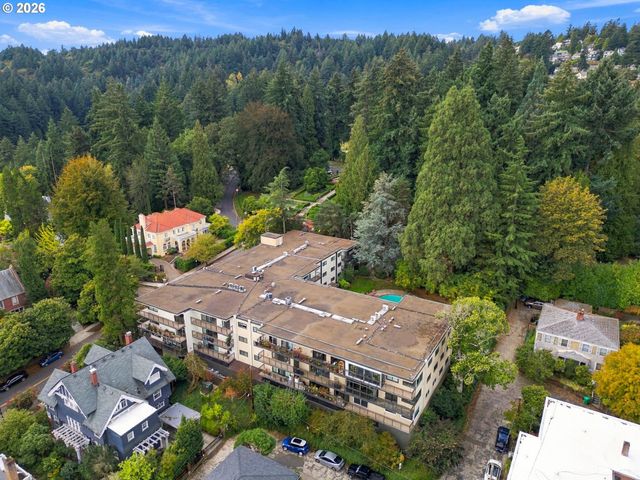 2393 Sw PARK Pl 112, Portland, OR 97205