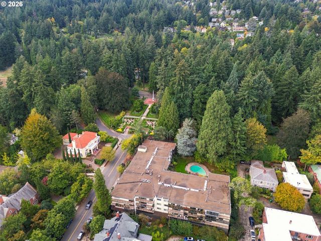 2393 Sw PARK Pl 112, Portland, OR 97205