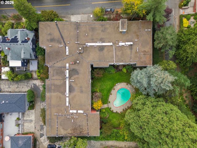 2393 Sw PARK Pl 112, Portland, OR 97205