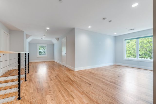 4652 Livingston Avenue, Dallas, TX 75209