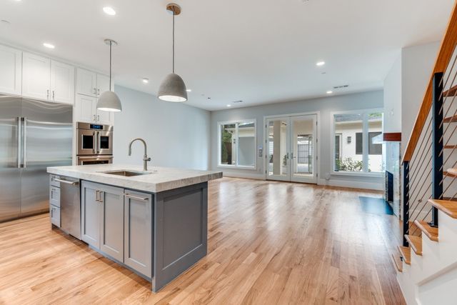 4652 Livingston Avenue, Dallas, TX 75209