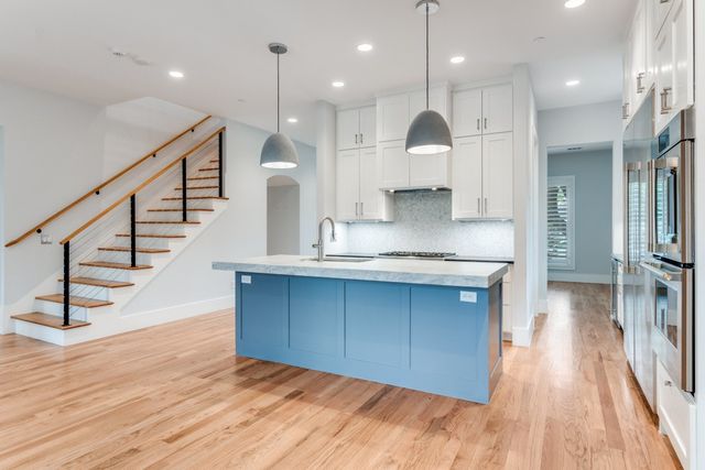 4652 Livingston Avenue, Dallas, TX 75209