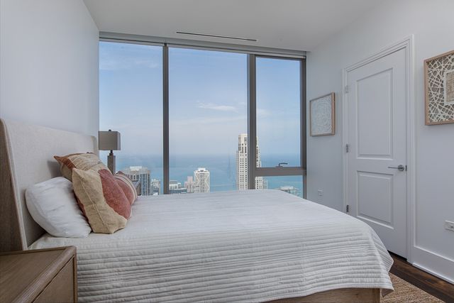 363 E Wacker Drive 6405, Chicago, IL 60601